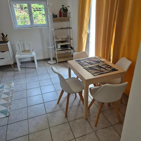 Parenthese Du Pic Appartement Climatise 1 A 6P Meuble De Tourisme 2 Etoiles Saint-Martin-de-Londres Extérieur photo